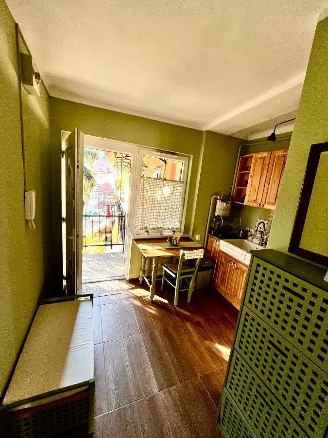 Green Apartman Eger Esterno foto